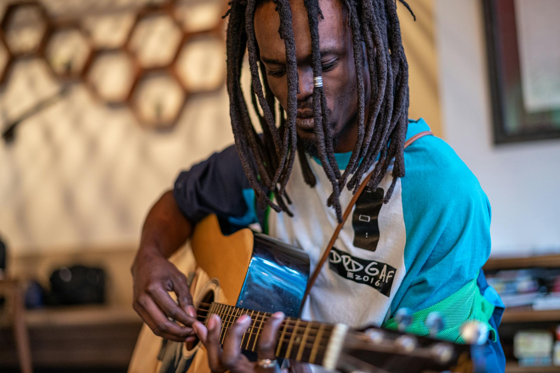 Private guitar lesson in a professional music studio
